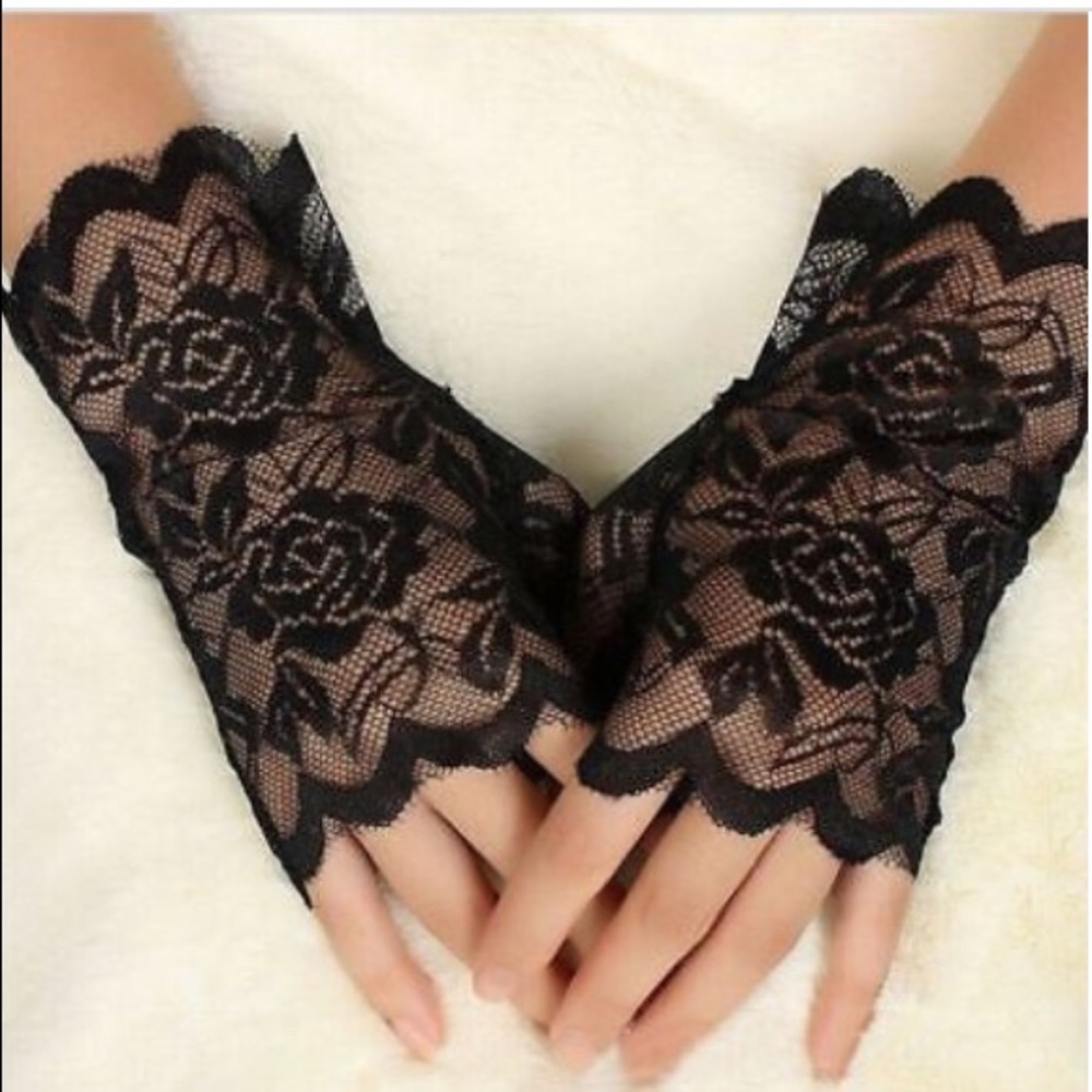 🧚🏻♂️Stevie Nicks Inspired Half Finger Gloves - Picture 1 of 6